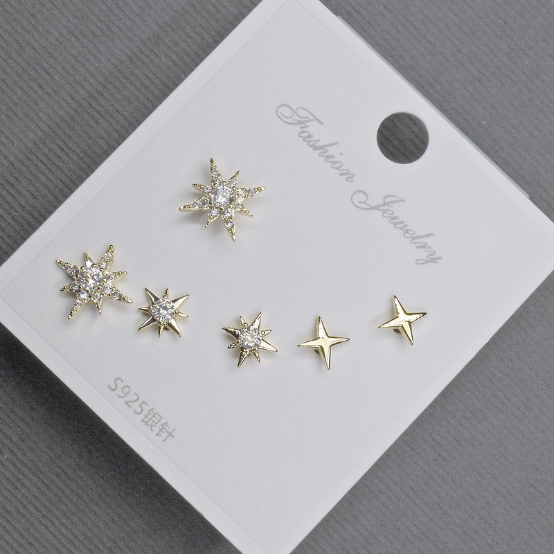 Stud Earrings, 10-6 mm, gold-tone metal with white rhinestones
