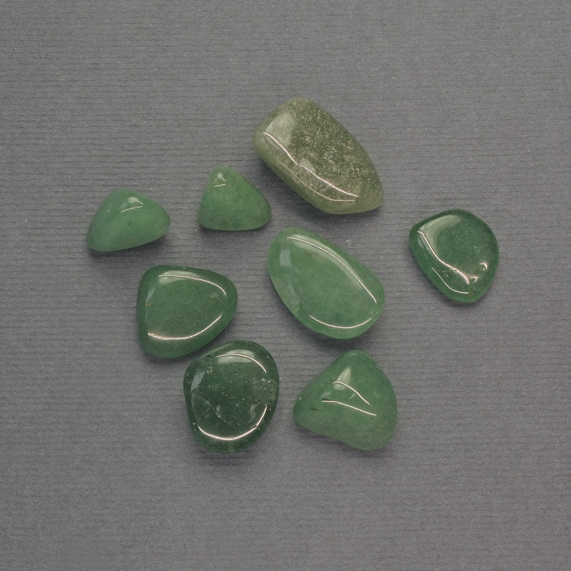 (per 100 g ±) Natural Jade Cabochons, processed nuggets without holes 10-15×10-12 mm