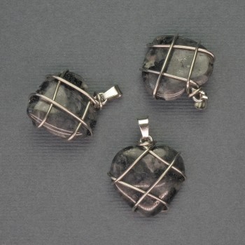 Pendant 'Heart' with Labradorite in Silver-Tone Wire Wrap, diameter 21×21 mm, length 27 mm