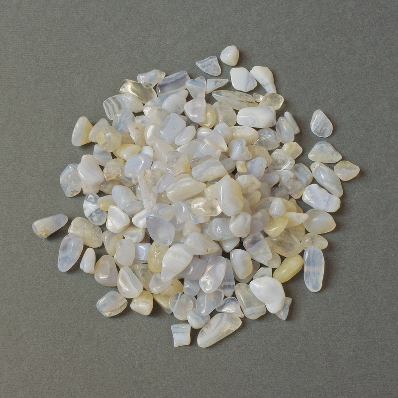 (per 100g±) Natural Blue Agate Chip Without Hole 8-14x5-8mm+