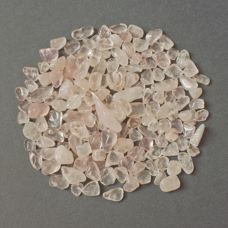 (per 100 g +/-) Natural Pink Quartz Faceted Chips Processed Nuggets Without Holes 8-14x6-9mm+