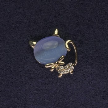 Cat Brooch with Blue Cat's-Eye Stone