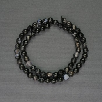 Faceted agate beads – ball-shaped, 6 mm diameter ± on a thread, length 37 cm+