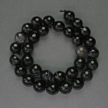 Faceted agate ball beads, 11 mm diameter ±, on a thread, length 37 cm+
