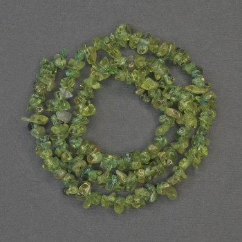 Chrysoprase chips beads, 5×3 mm, on thread, length about 40 cm