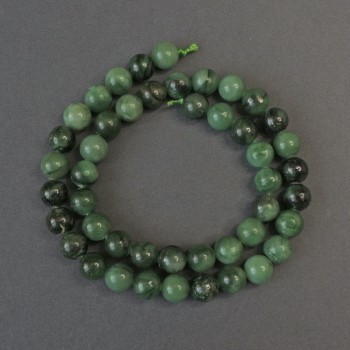 Emerald Beads Smooth Ball, 8.5 mm diameter, 39 cm length on thread