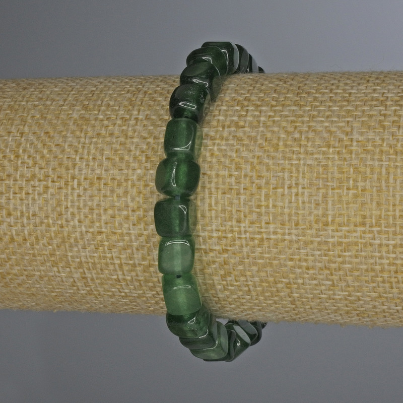 Chrysoprase Bracelet with Cube-Shaped Beads 7x7 mm, 18 cm Length, Stretch