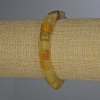 Yellow agate bracelet, cube 7x7 mm, length 18 mm, stretch