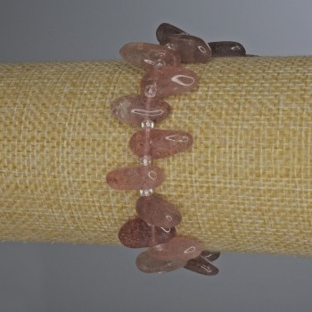 Bracelet Strawberry Quartz, tumbled, diameter 12–16×8–12 mm ±, with beads, length 18 mm ± stretch