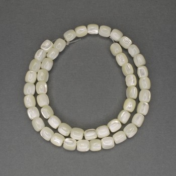 Mother-of-pearl barrel beads, 8x7.5 mm, 40 cm length on thread