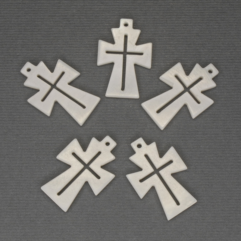 Pendant Mother-of-Pearl Cross 26x17mm+