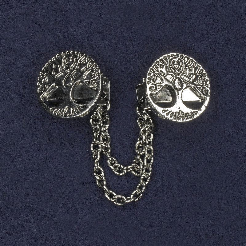 Cardigan Brooch in Silver-Toned Metal, Diameter Approximately 20 mm, Chain Length Approximately 9 cm