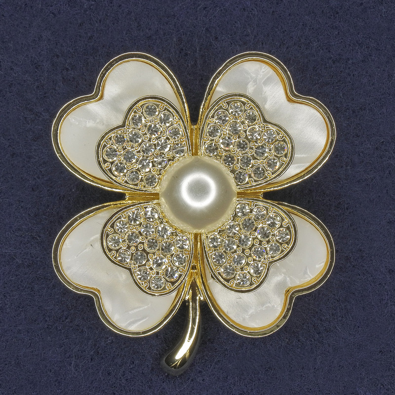 Brooch Clover with White Rhinestones and Pearl