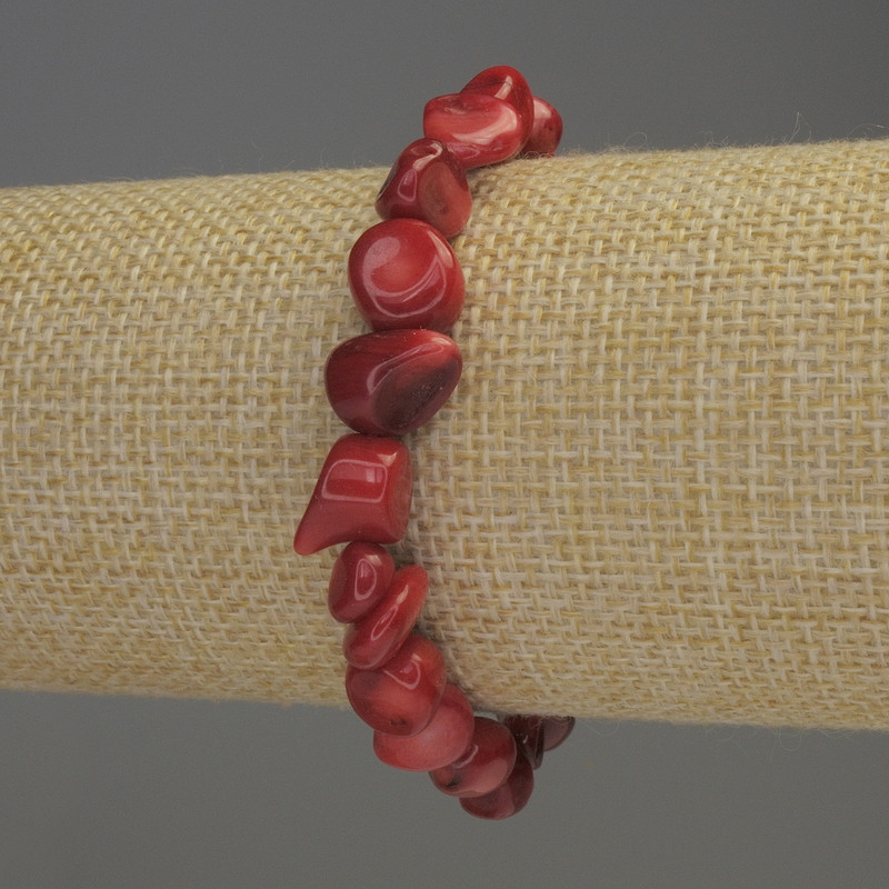 Faceted Coral Bracelet, diameter 7–10×9 mm, length 18 cm, stretch