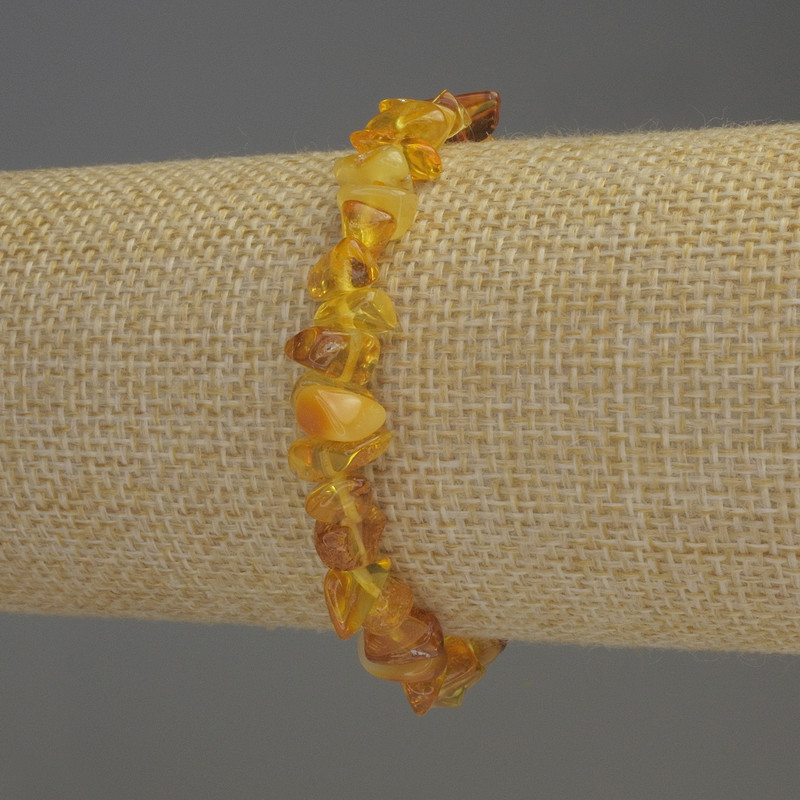 Amber Chip Bracelet 5-9x4 mm, length 18 mm, stretch