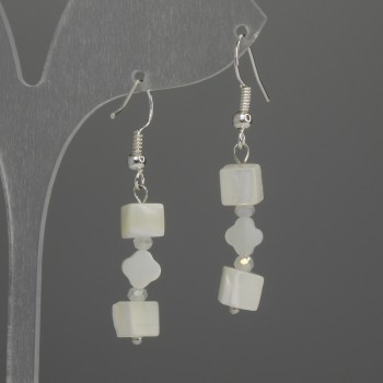 Earrings Mother-of-Pearl Cube 6mm + Clover 6mm, Length 41mm