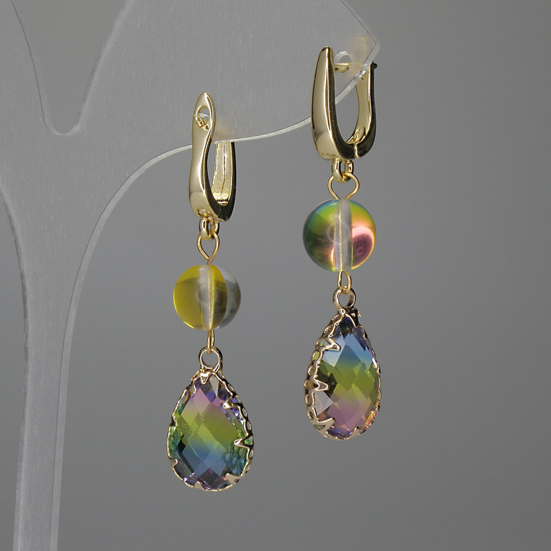 Opal Glass Earrings: Bead 8mm+-Drop 14x11mm+-, Length 42mm+