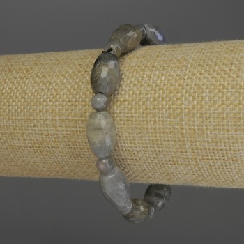 Labradorite Bracelet - Faceted Barrel Beads, 14x10 mm +/-; Smooth Round Beads, 6 mm diameter +/-; 18 cm Stretch