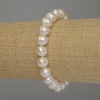 Bracelet with freshwater pearls, diameter 9×8 mm +/-, length 18 cm (stretch)