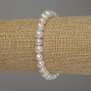 Bracelet of freshwater pearls, diameter 7–8×7 mm, length 18 cm (stretch)