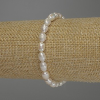 Bracelet with Freshwater Pearls, Oval, 8×5 mm diameter, 18 cm length (Stretch)