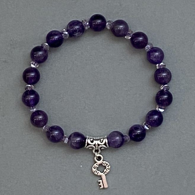 Amethyst Bracelet with Smooth Beads, 8 mm Diameter ± Crystal Beads 4×2.5 mm ±, Length 18 mm ± Stretch