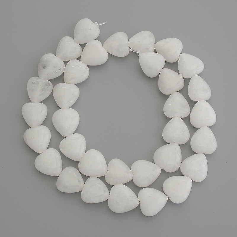Heart-shaped White Quartz Beads 12×12mm on thread, length 39cm