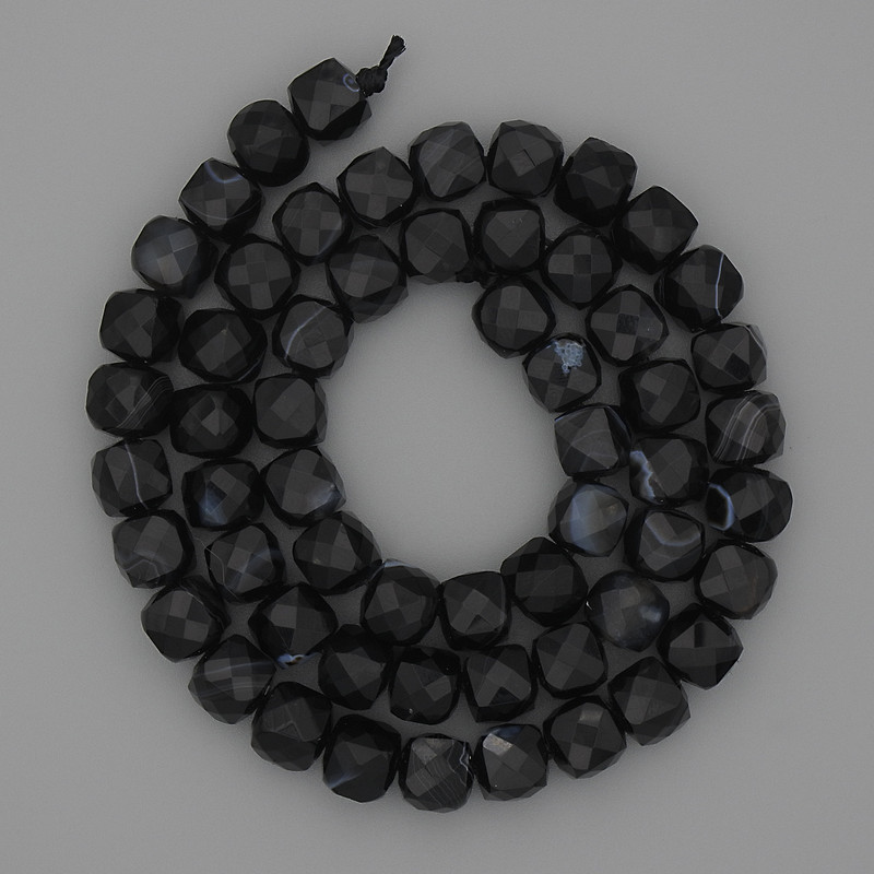 Faceted Agate Cube Beads 7x7mm ± on Thread, Length 39cm ±