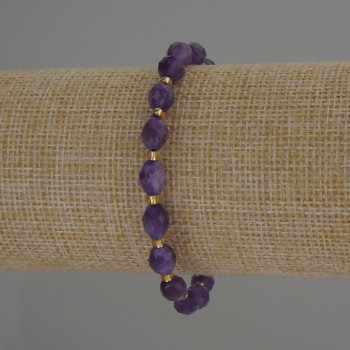Amethyst bracelet with faceted grain beads, diameter 8x6 mm ±, with 3 mm seed beads ±, length 18 cm stretch