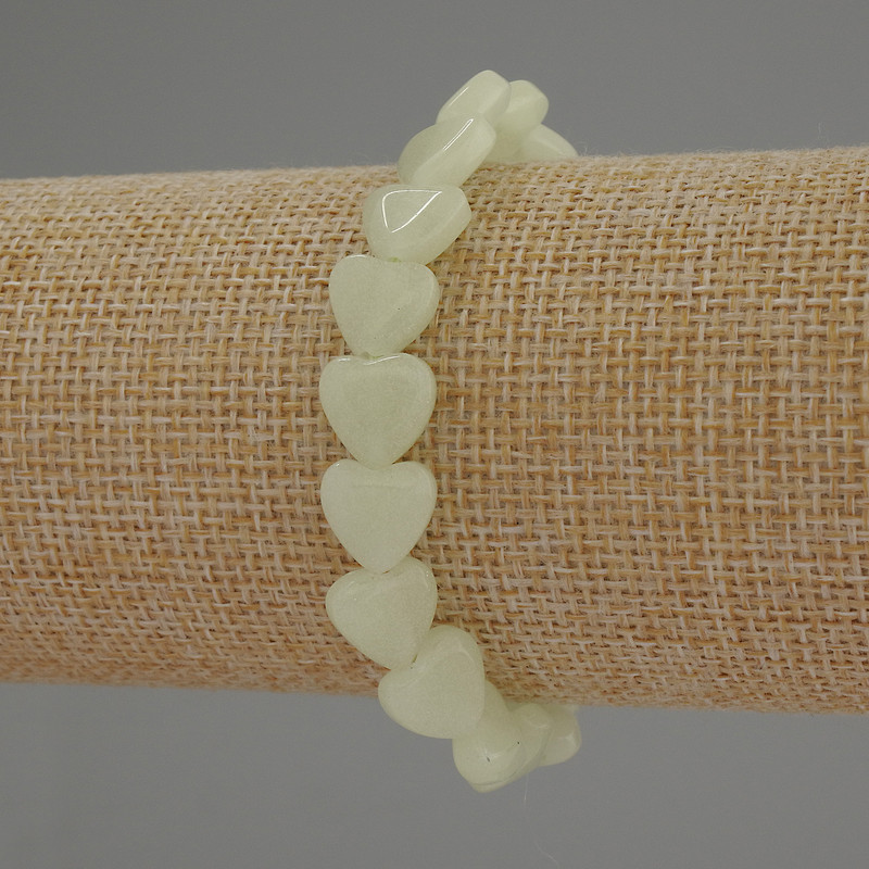 Onyx Heart Bracelet, 10 mm diameter, 18 mm length, stretch