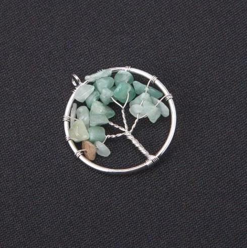 Pendant 'Tree of Happiness' nephrite, diameter 30mm