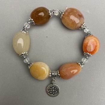 Clearance! Carnelian bracelet with oval beads, 23×20 mm diameter ± Czech crystal faceted rondelles 6×5 mm ± with metal accents, length 18 cm