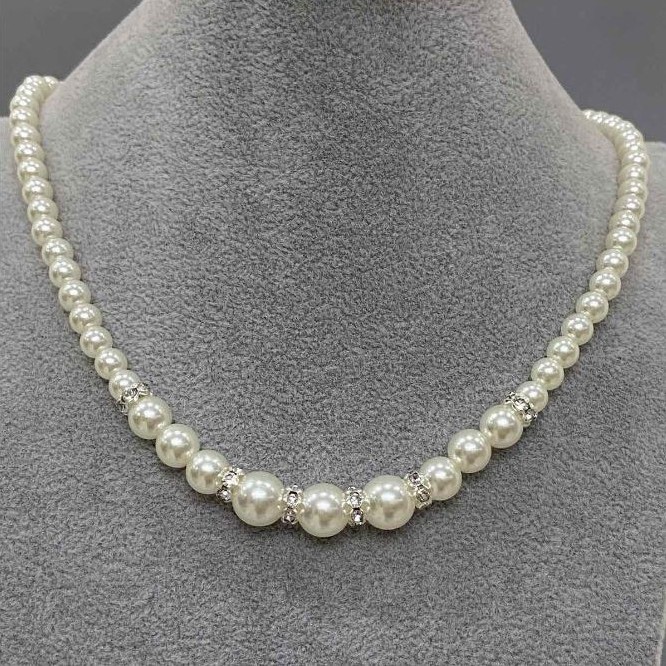 Necklace 'Mallorca Pearls' white, diameter 6mm ± 8mm ± 10mm ±, length 50(±)cm with clasp