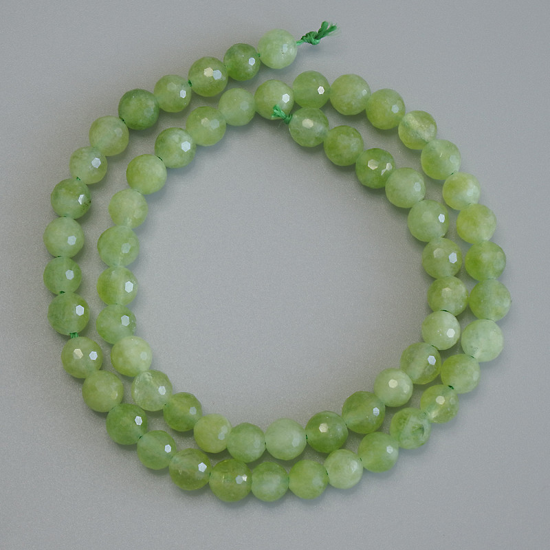 Chrysoprase Beads on Thread, Faceted Round Bead, 6 mm Diameter ±, Length 37 cm ±