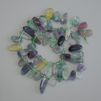 Fluorite beads, butterfly-shaped faceted, diameter 10-17×7-8 mm, with 3 mm beads, length 39 cm on thread