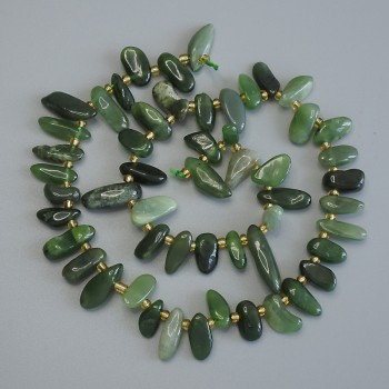 Jadeite butterfly drop beads, diameter 12-17×6 mm ± with 3 mm beads ±, length 40 cm ± on thread