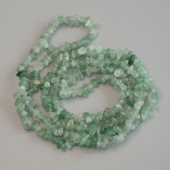 Jade chip beads, diameter 4-9×2-4 mm, length 78 cm on thread