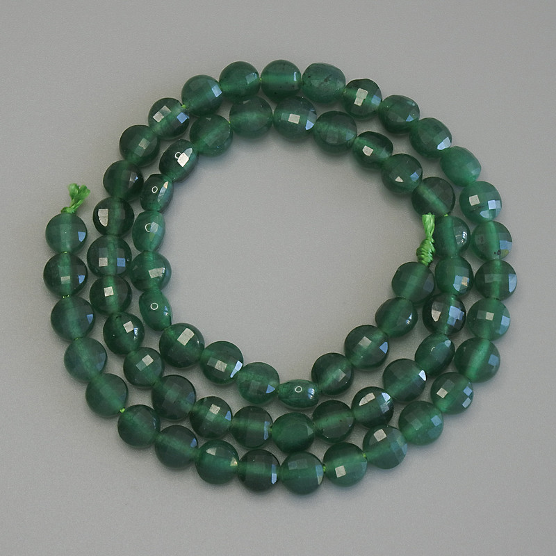 Chrysoprase Beads, Faceted Coin-Shaped, 6 mm Diameter, 39 cm Length, on Thread