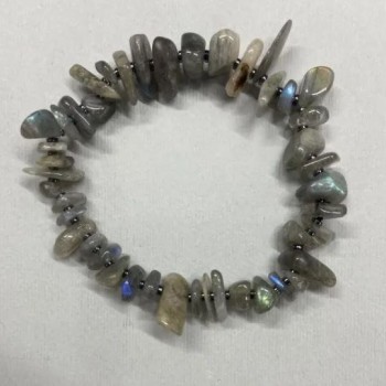 Labradorite Chip Bracelet 9-16×2-6 mm +-, length 18 cm +- Stretch Base