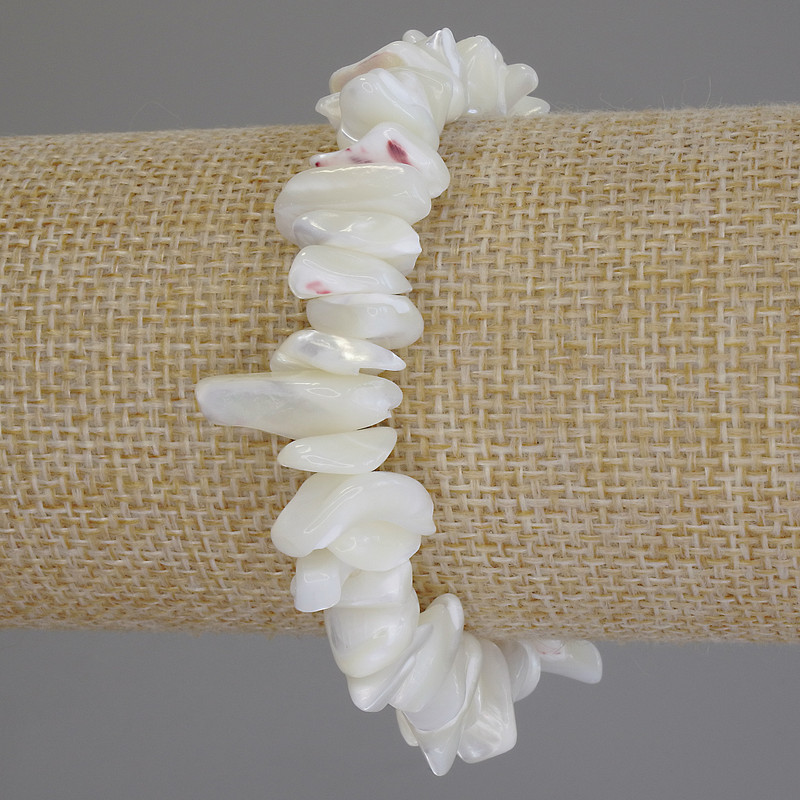 Bracelet of Mother-of-Pearl Chips, diameter 8-12x3-5mm+-, length 18cm (stretch)