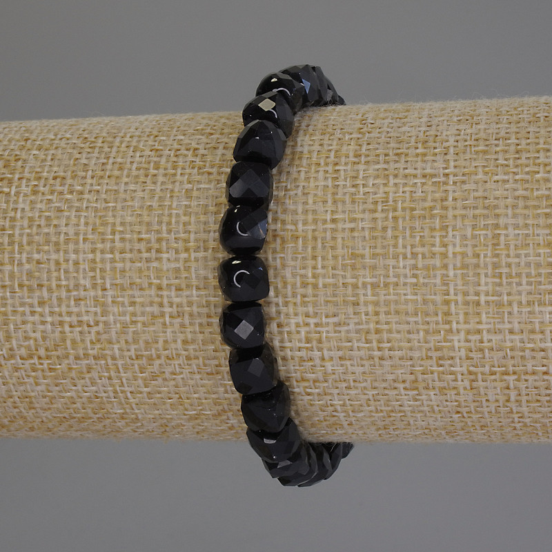 Black Tourmaline Bracelet, Faceted Cube, Diameter 6.5 mm ±, Length 18 mm ±, Stretch