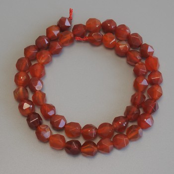 Carnelian Beads Faceted 8x7mm ± on Thread, Length 37 cm+