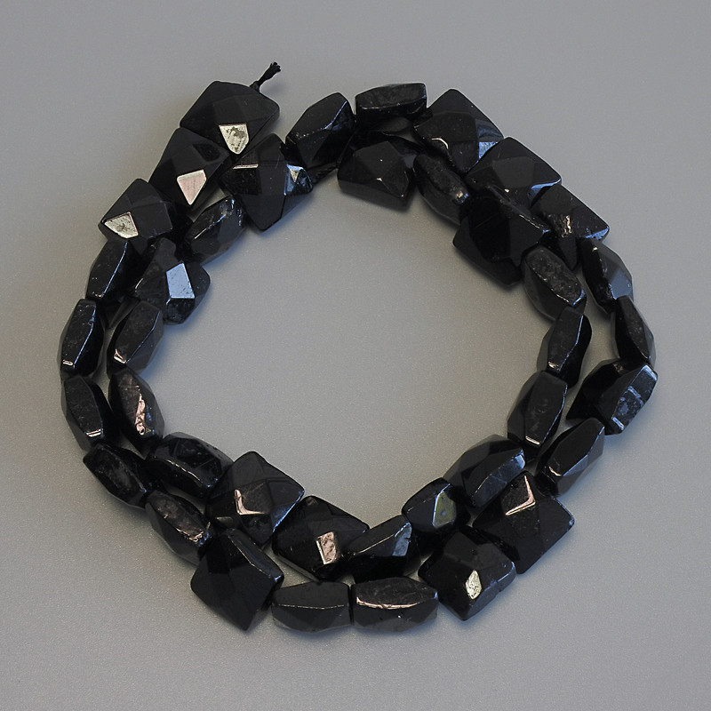 Black Tourmaline Beads, Faceted Square, 10.5-11×10.5-11 mm diameter, 40 cm length on thread (with natural imperfections)
