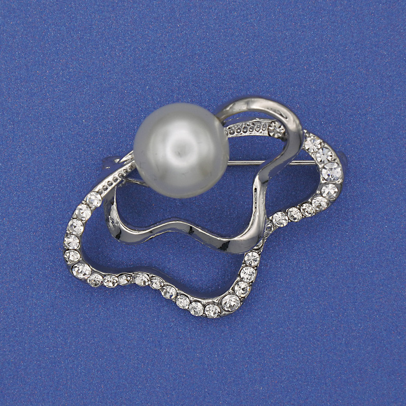 Accent Pearl Brooch (Imitation) White Crystals Silver-Tone Metal 37x30mm+
