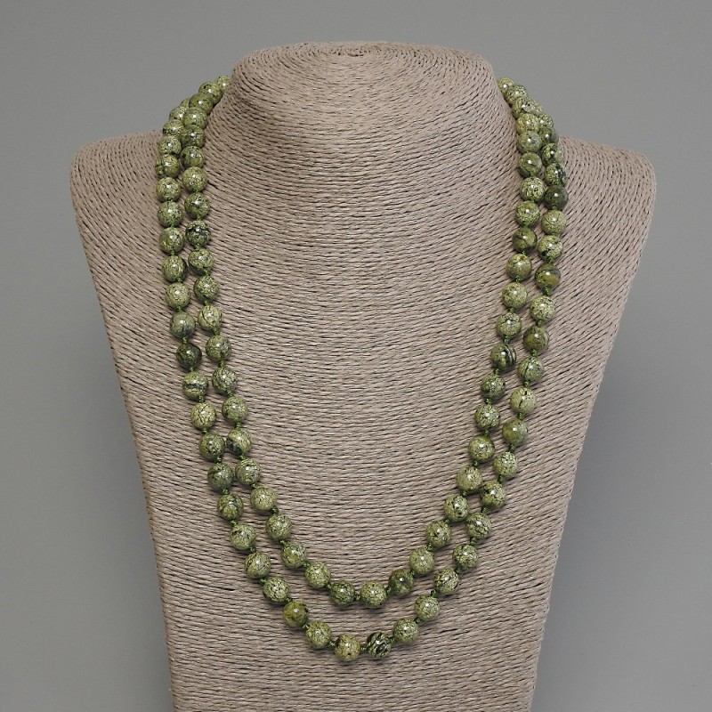 Long serpentine necklace with pressed smooth 8 mm beads +-, length 120 cm+