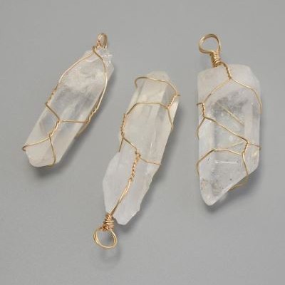 Pendant with Mountain Crystal in Golden Wrap, Assortment Sizes 17-20×54-63 mm ± Gold-Tone Metal