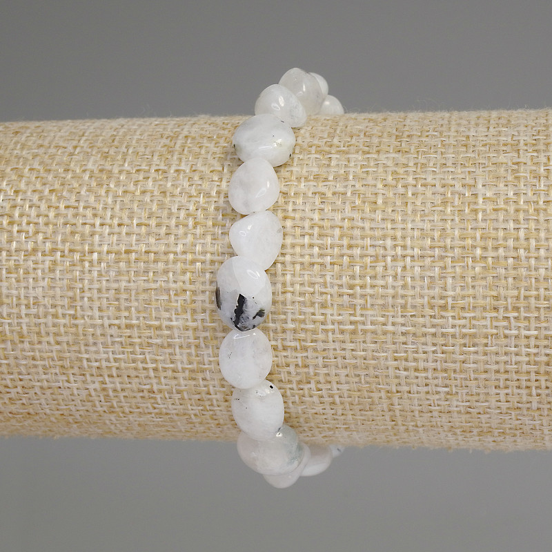 Adularia bracelet, faceted, diameter 10-18×5-6 mm ±, 3 mm beads ±, length 18 mm ±, stretch