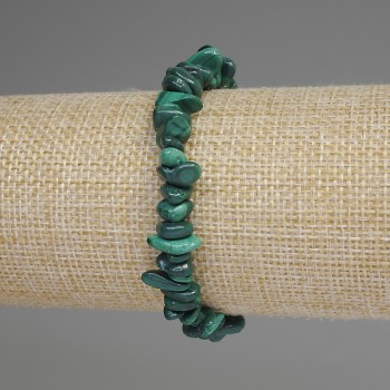 Bracelet with Malachite chips 5-9×3-4 mm, length 18 mm, stretch