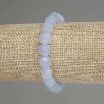 Aquamarine bracelet with a faceted cube, 9 mm diameter, 18 mm length, stretch