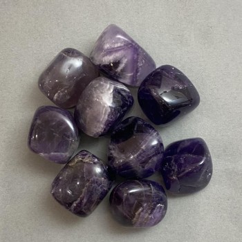 (price per 100g) Natural amethyst tumbled souvenir stone ~ sizes 23-26×20-24×20 mm (+-) packaging 100 g